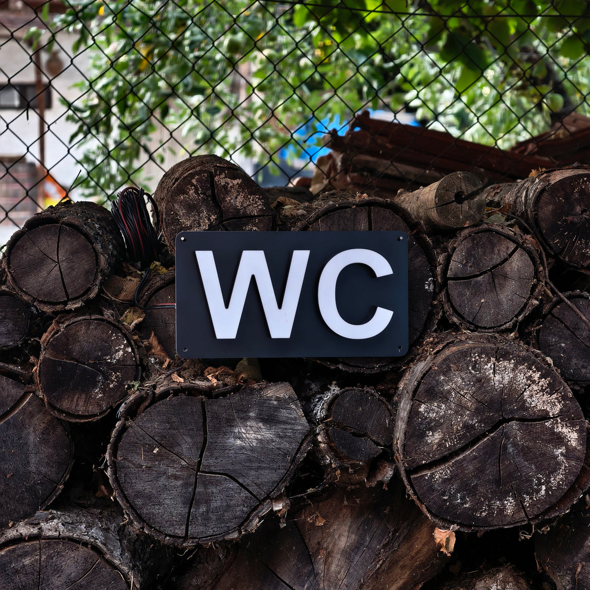WC - светеща табела
